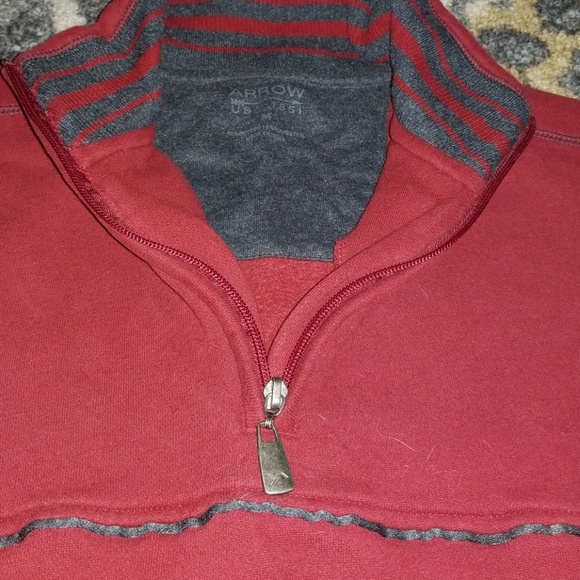 🚨ARROW 1/4 Zip Sweatshirt - Picture 2 of 3